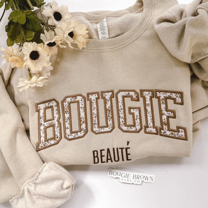 BOUGIE BEAUTY Applique' EMBROIDERED CREW