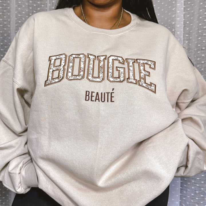 BOUGIE BEAUTY Applique' EMBROIDERED CREW